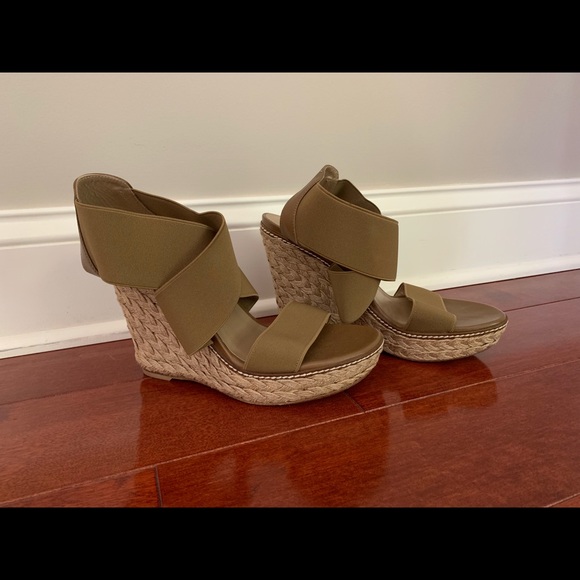 Stuart Weitzman *Rare* give me your best offer